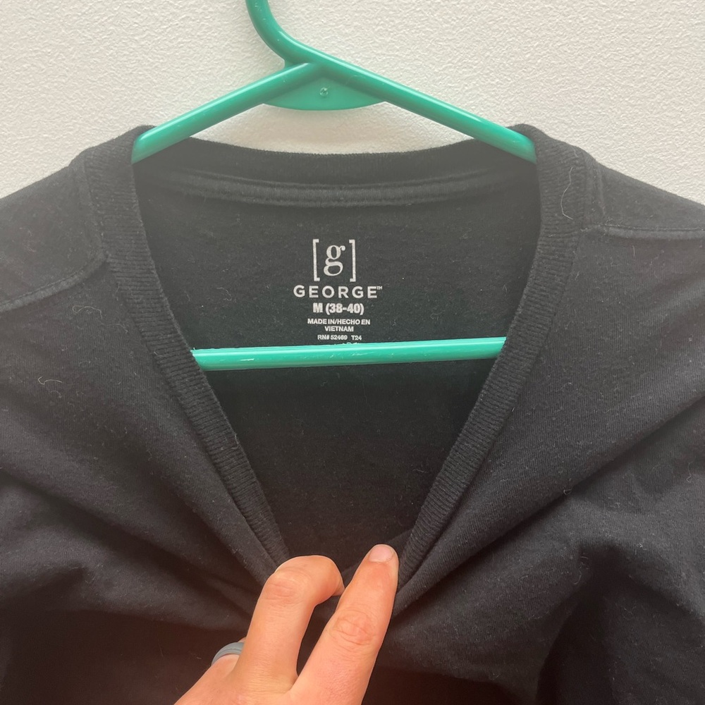 Men’s medium long sleeve